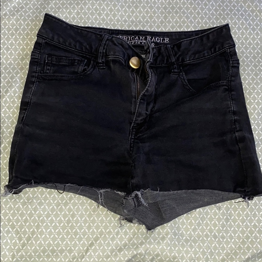 American Eagle High Rise Shortie Black Shorts